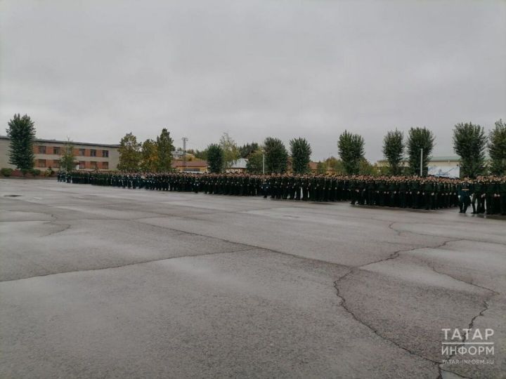 В Казанском танковом училище курсанты приняли присягу