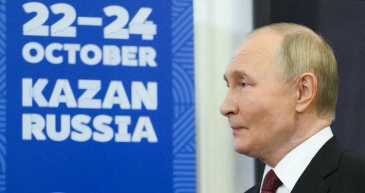 Путин отметил, что Татарстан – это самобытный, интересный и быстроразвивающийся регион