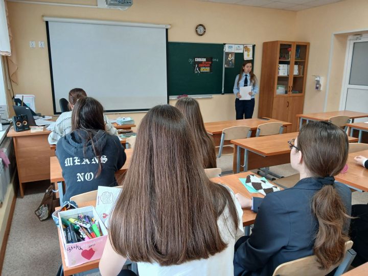 С тетюшскими школьниками беседовали о противодействии незаконному обороту наркотиков
