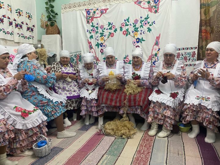 В Нижних Тарханах прошли вечерние посиделки «Авылым кичләре»
