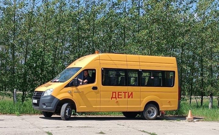 До конца года районы Татарстана получат 50 школьных автобусов