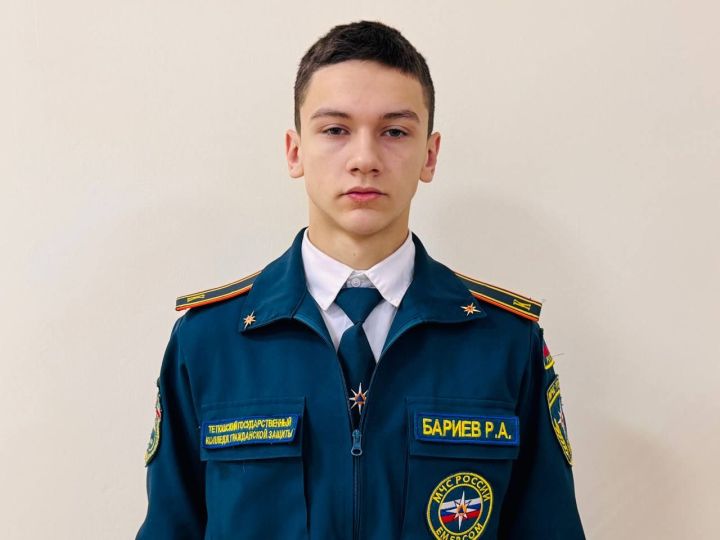 С детства мечтал работать в пожарно-спасательной службе