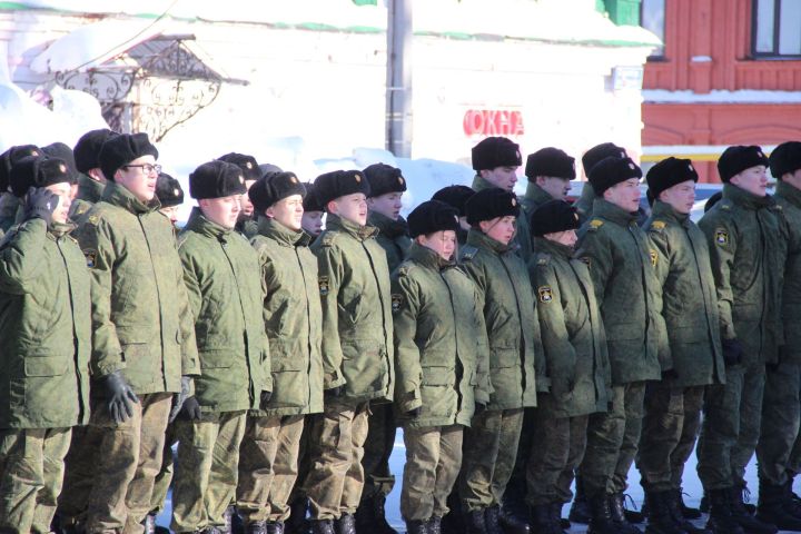 Торжественный митинг, посвященный Дню памяти о россиянах, исполнявших служебный долг за пределами Отечества