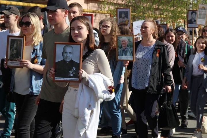 В Татарстане в рамках акции Бессмертный полк онлайн запущен флешмоб #МойГеройМояСемья