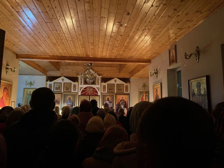 В Тетюшах, в Троицком соборе, состоялось Пасхальное богослужение