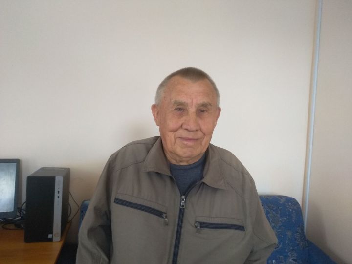Тетюшанин выписывает районку более полувека