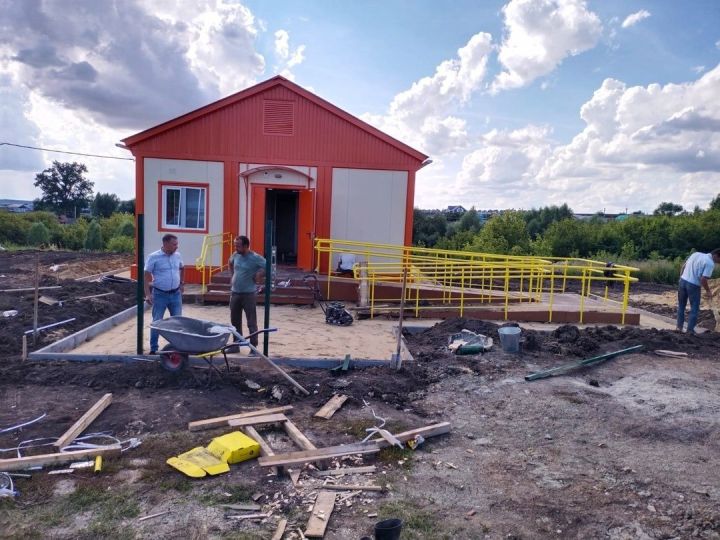 В Тетюшском районе завершается строительство фельдшерско-акушерского пункта