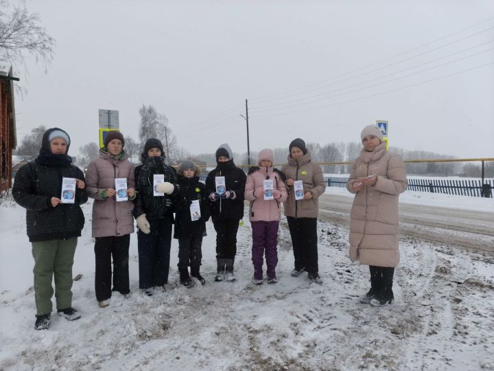 В Байрашеве провели тематический час по безопасности на дорогах