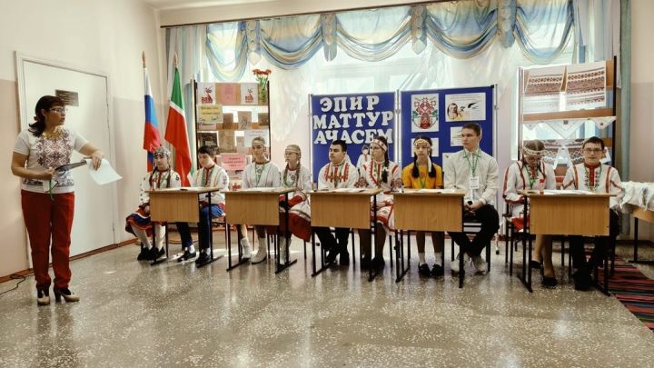 «Умники и умницы» отметили День чувашского языка в Татарстане