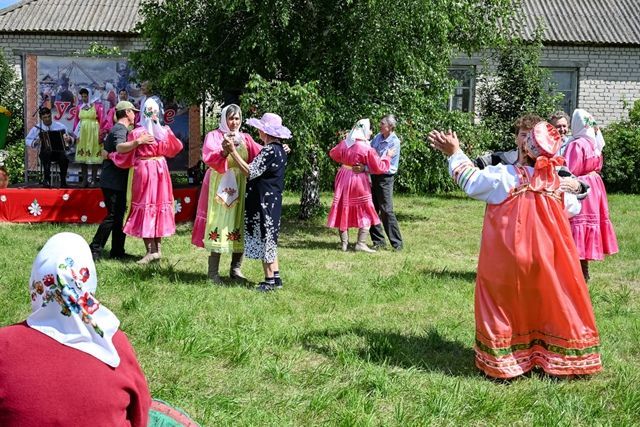 В селе Тетюшского района прошло народное гуляние «Мое село – ты песня и легенда»