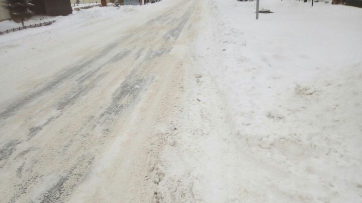 В Татарстане мобилизовали сотни снегоуборочных машин против непогоды