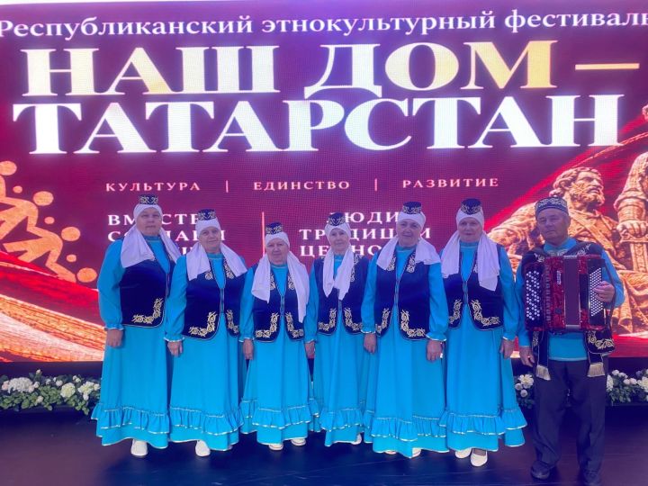 Бакырчы авылының «Шатлык» фольклор коллективы фестивальдә катнашты