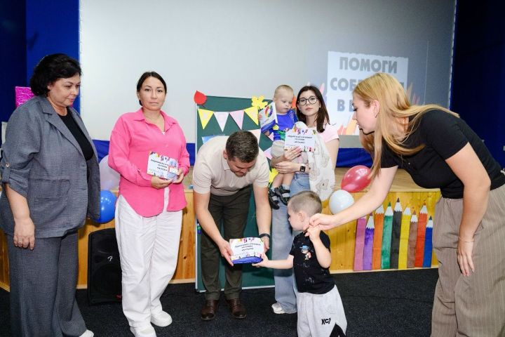 Будущие первоклассники стали участниками праздника «Помоги собраться в школу»