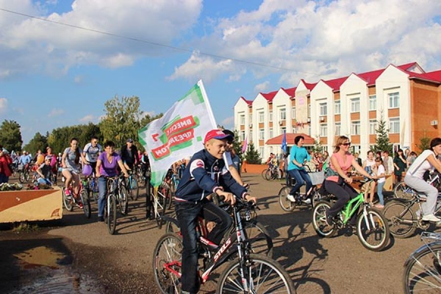 Тетюши погода на неделю точный прогноз татарстан. Погода в Тетюшах. Туризм Тетюши. День Победы в Буинске. Тетюши парк Победы.