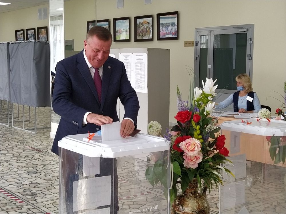 Глава Тетюшского района Рамис Сафиуллов проголосовал на выборах Президента РТ и депутатов представительных органов муниципальных образований