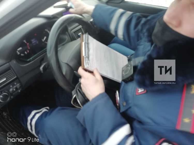 В Татарстане автоледи оштрафовали за непристегнутого грудного ребенка