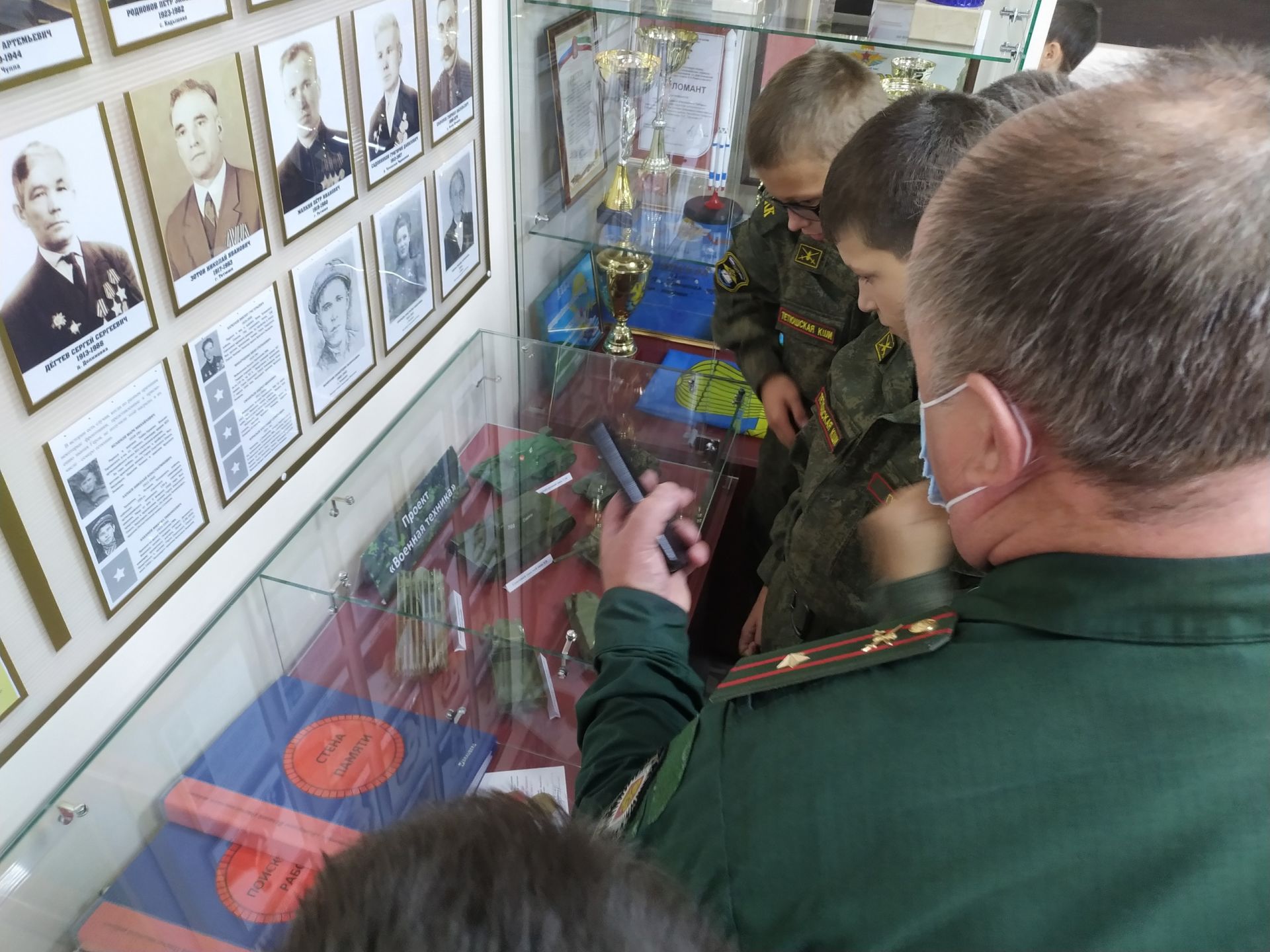В Тетюшской кадетской школе-интернат продолжил свою деятельность Музей Кадетской Славы