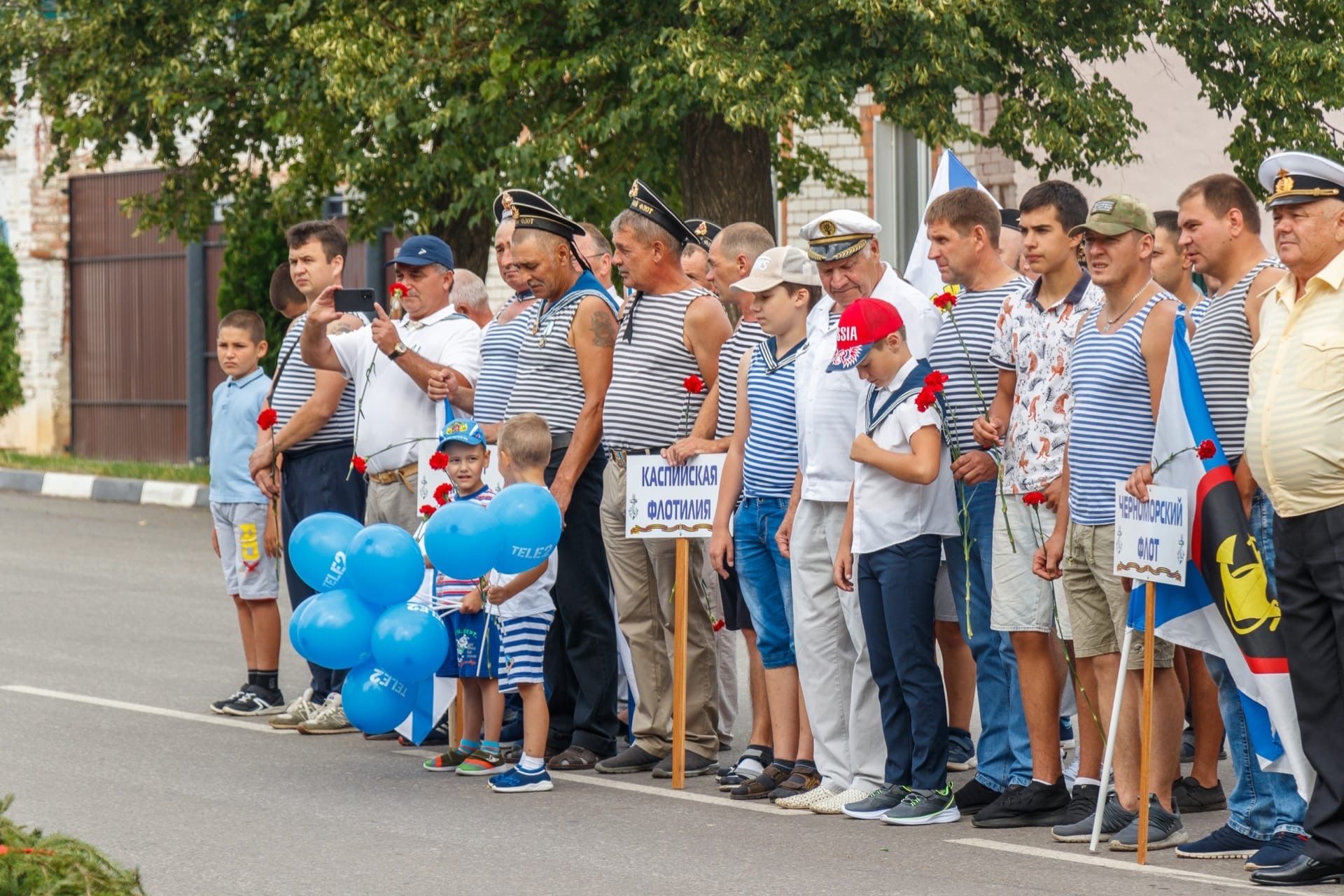 Накануне в Тетюшах прошел торжественный митинг «Флотом военным гордится Россия»