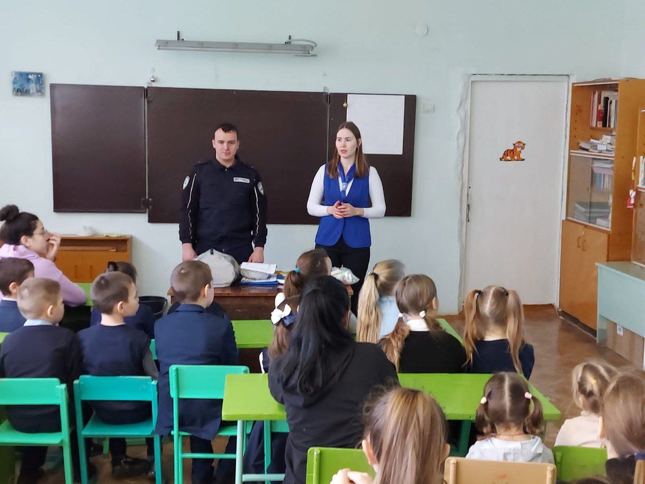 С учащимися Большешемякинской школы была проведена профилактическая беседа по ПДД