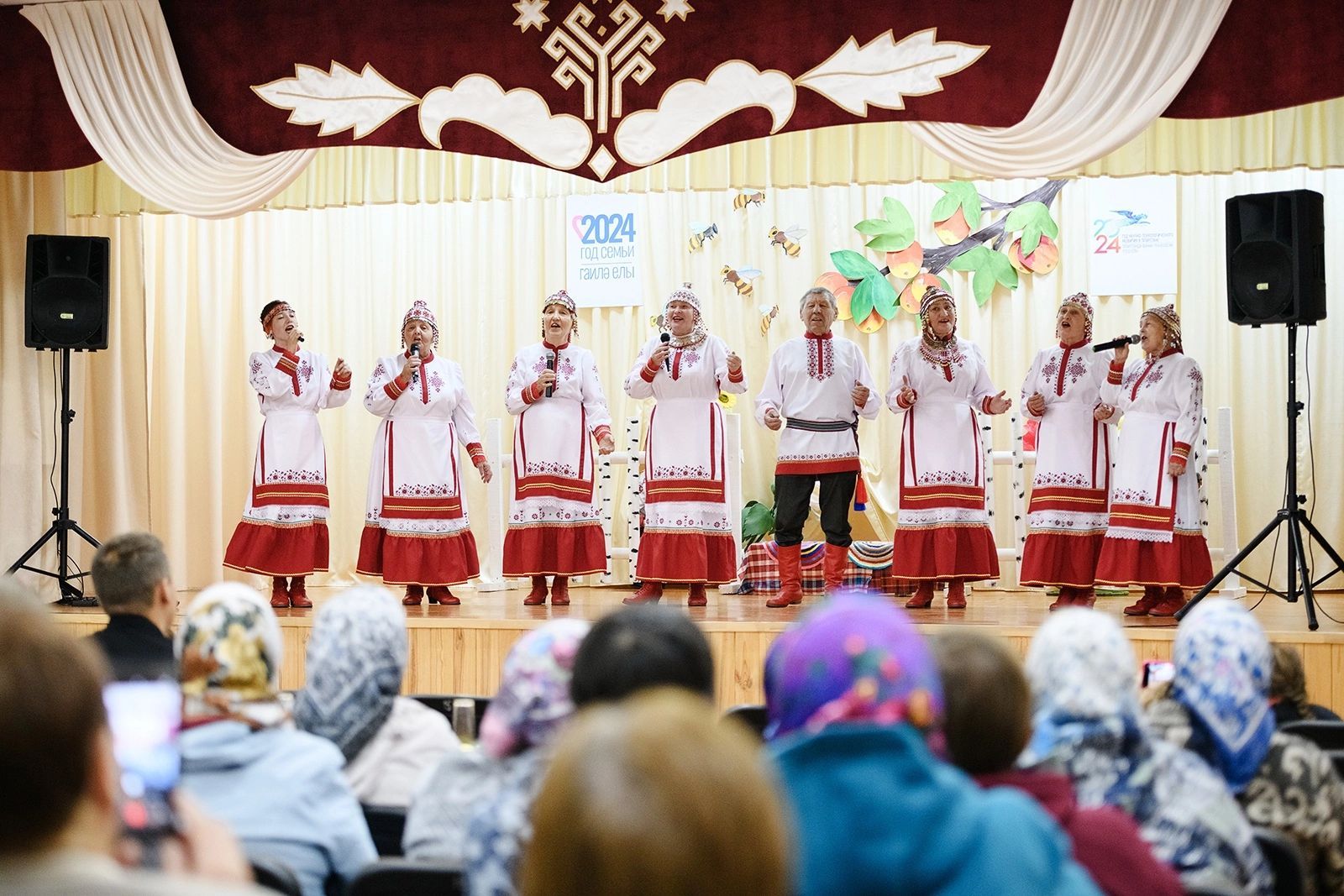 Фольклорный праздник «Спас – веселья час»