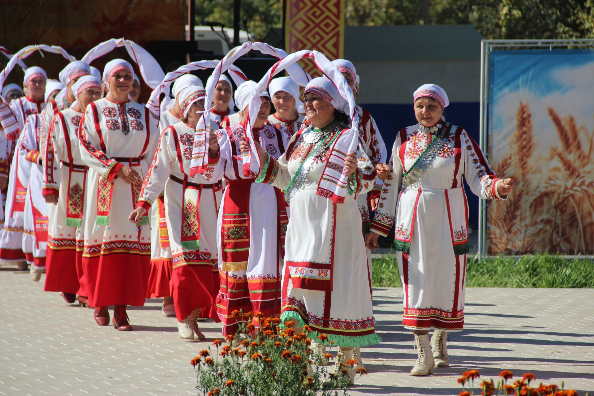 Ярко и красочно прошел праздник «Чуклеме» в Тетюшском районе