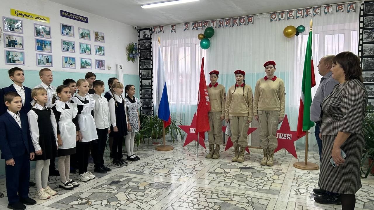 Торжественное посвящение школьников в члены Юнармии прошло в Татарстане