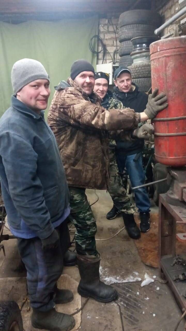 Волонтеры из Тетюшского района создают печи для саперов на СВО