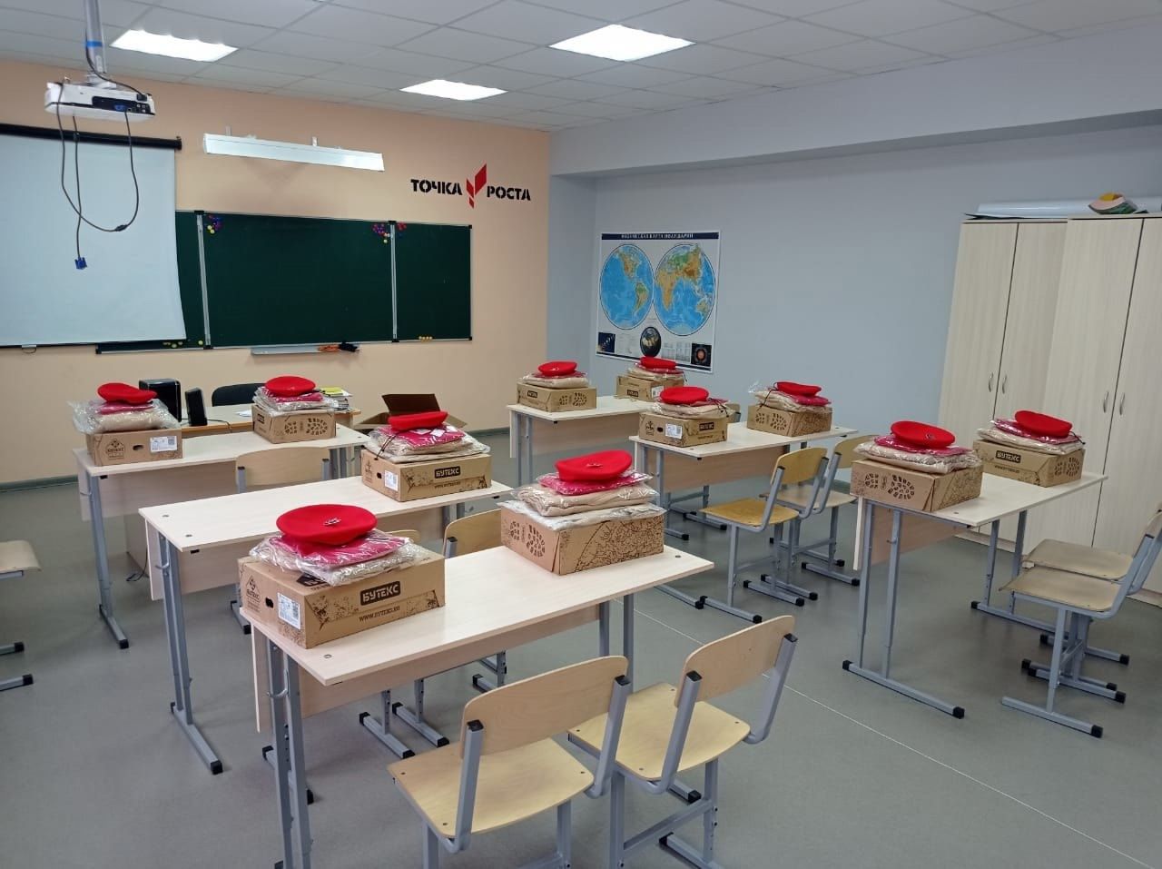 Яшь армиячеләренә форма алуда иганәчелек ярдәме күрсәтте