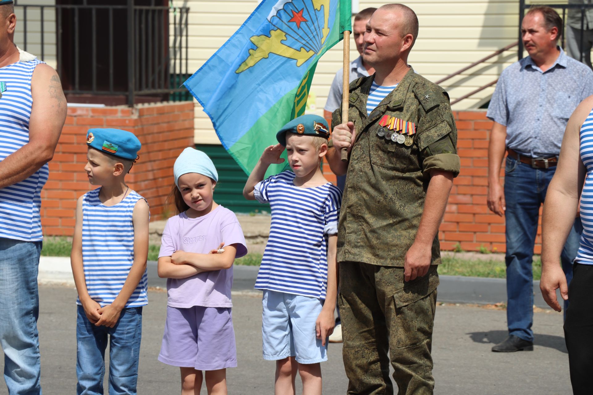 В Тетюшах отметили День ВДВ