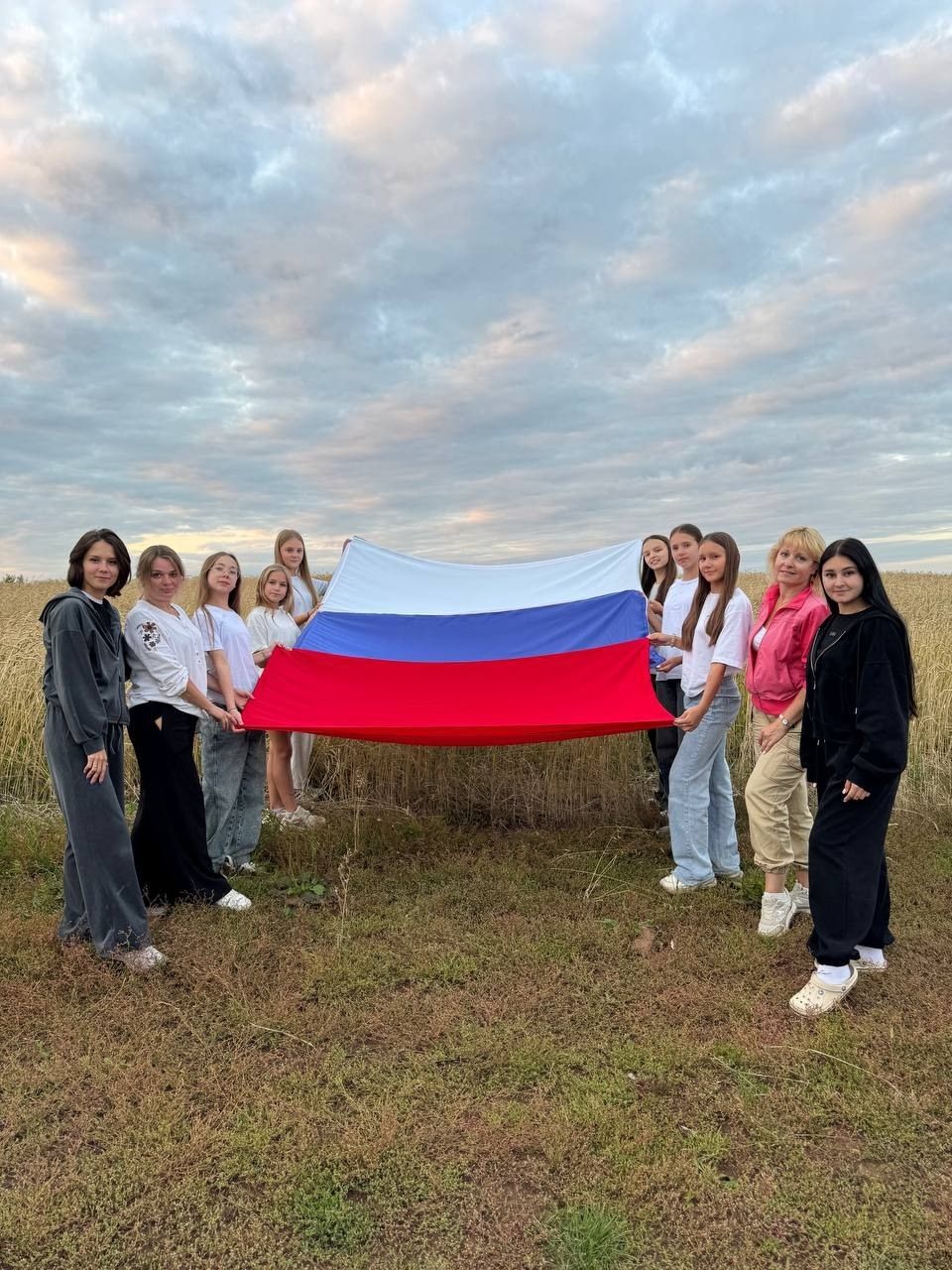День Российского флага в лагере «Чайка»