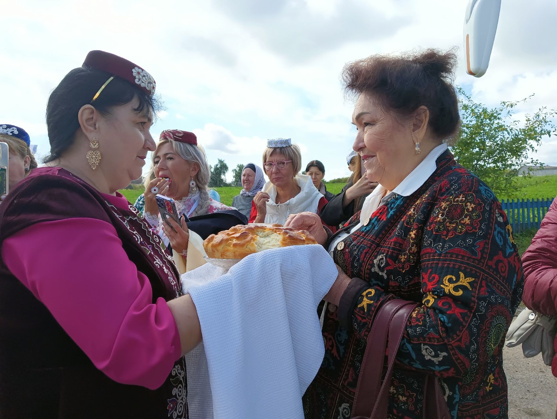 Кече Әтрәч авылында «Милләт җыены» делегатларын каршы алдылар