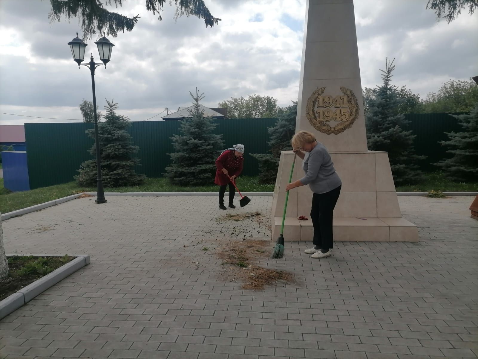 Акция «Чистый обелиск» прошла в селе Бакрчи Тетюшского района