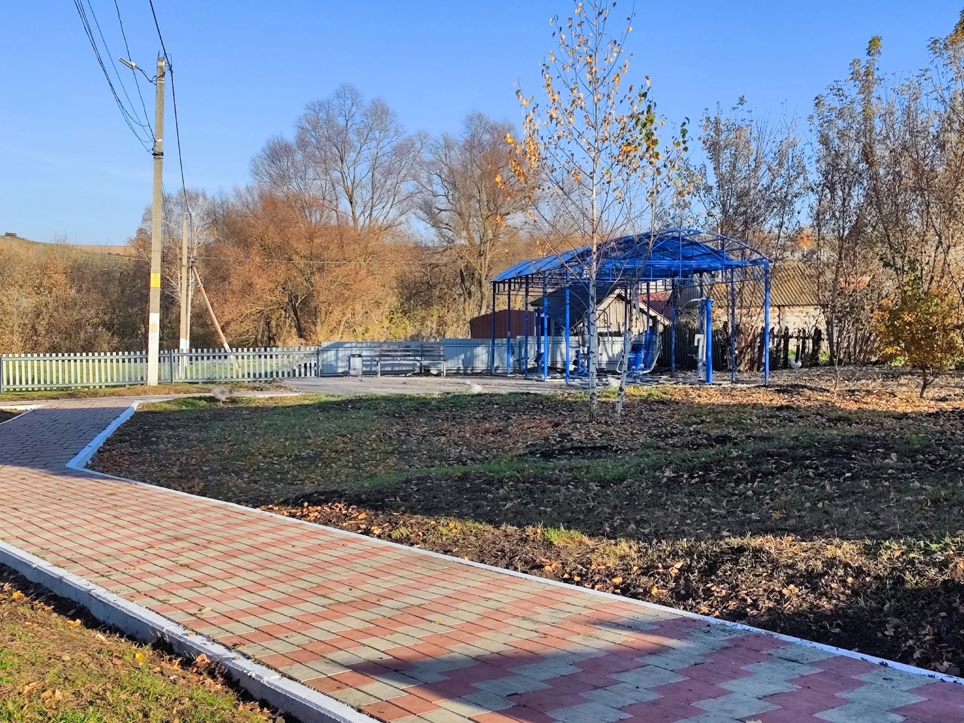 Зур Әтрәч авылында балалар һәм спорт мәйданчыкларын яңарттылар