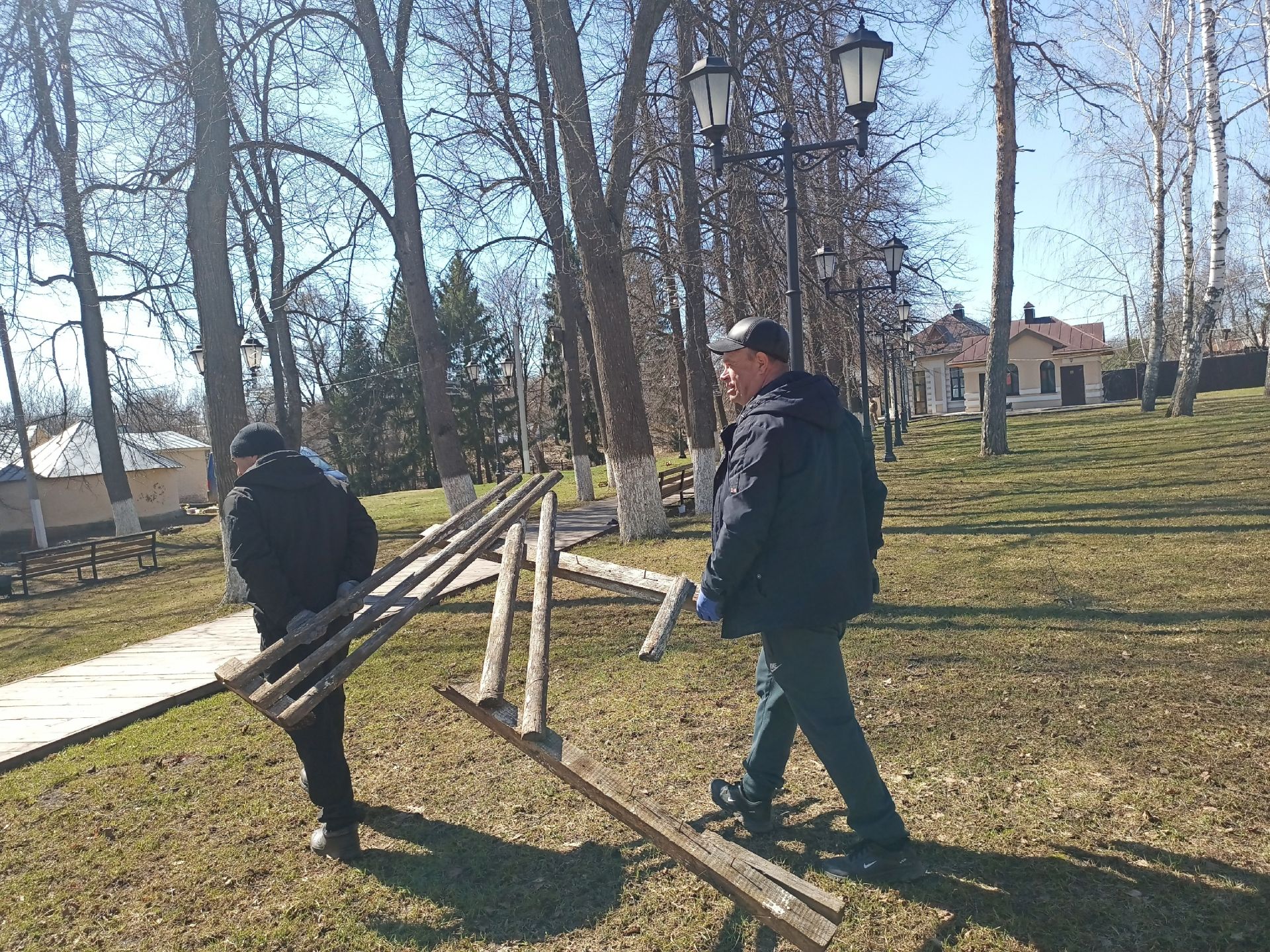 Субботник в Долгой Поляне
