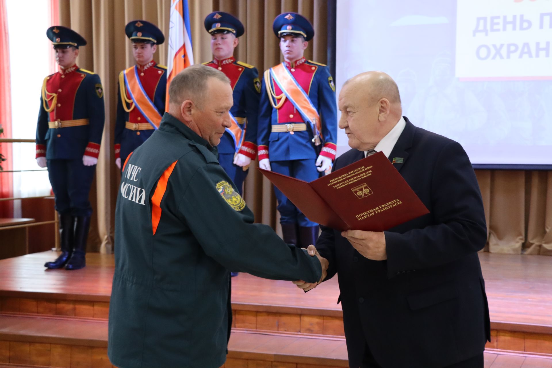 В Тетюшах прошли торжества ко Дню пожарной охраны России