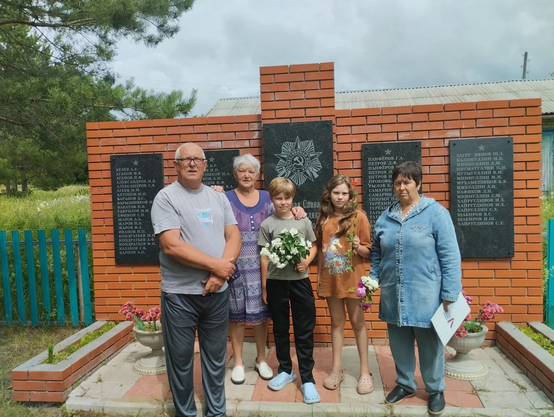 В Тетюшском районе прошли памятные мероприятия в День памяти и скорби