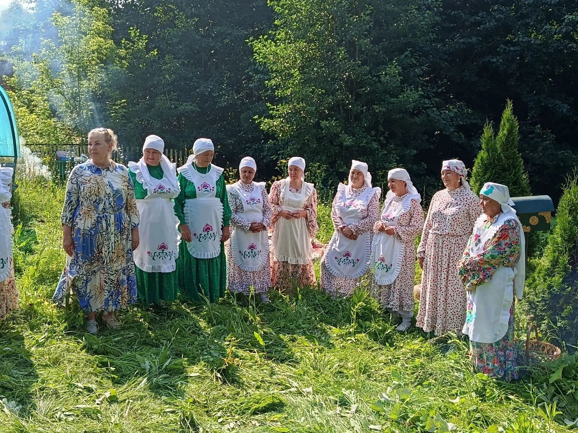 Келәштә «Шифалы үләннәр җыю» йоласы үткәрелгән
