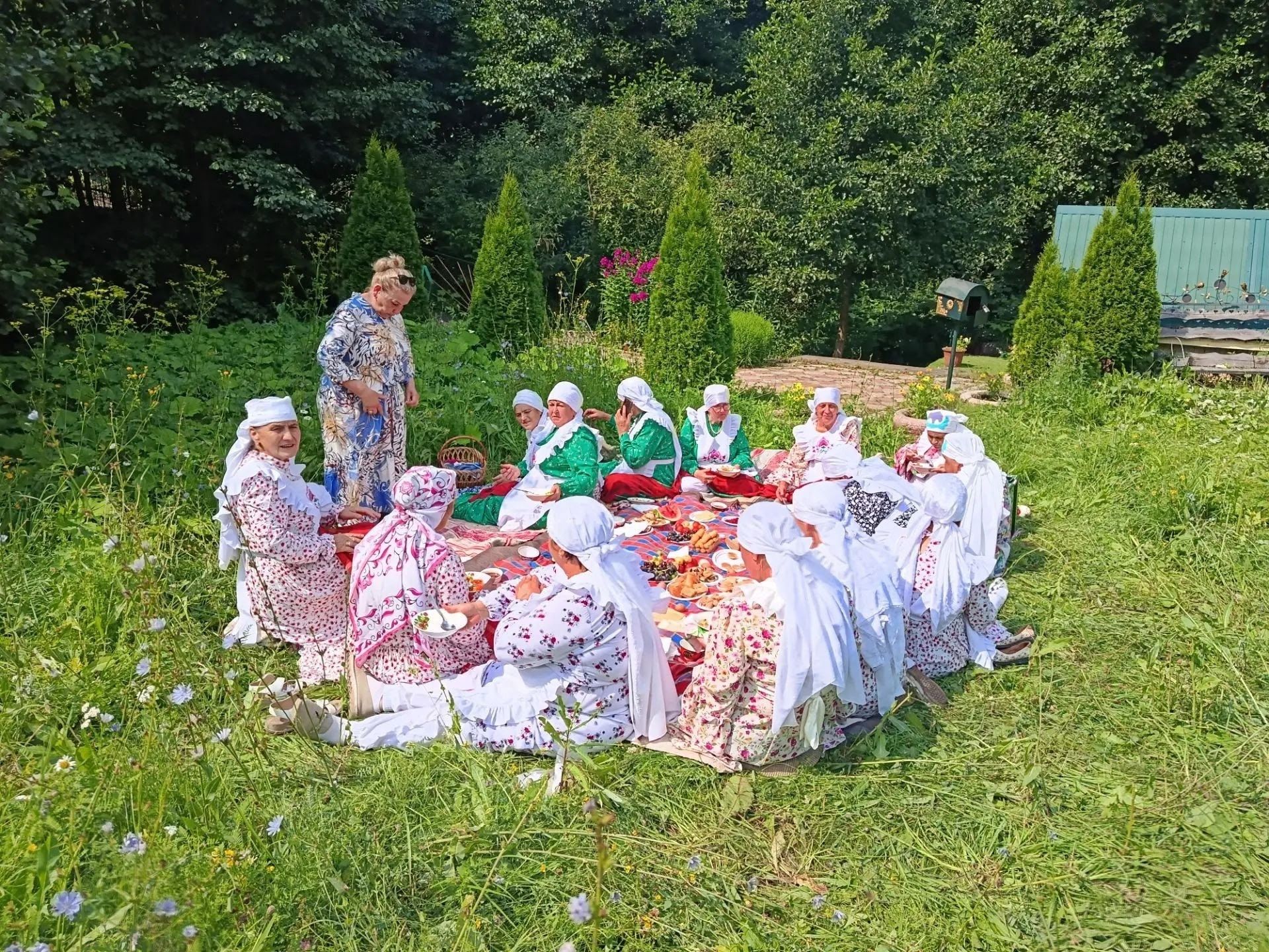 Келәштә «Шифалы үләннәр җыю» йоласы үткәрелгән