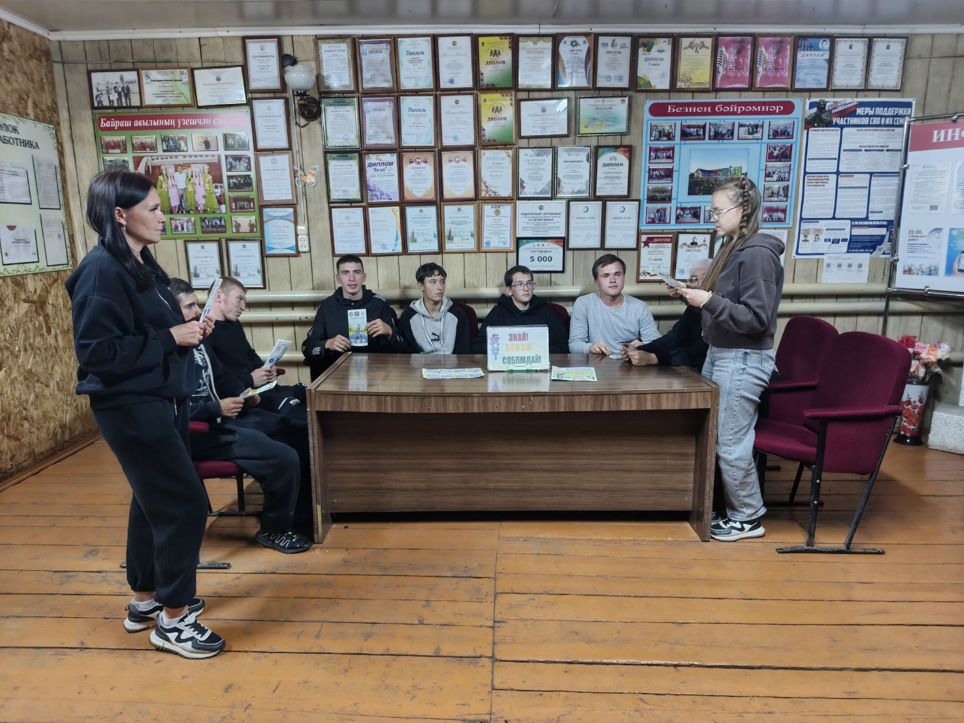 В Тетюшском районе провели профилактический час по безопасности на дороге