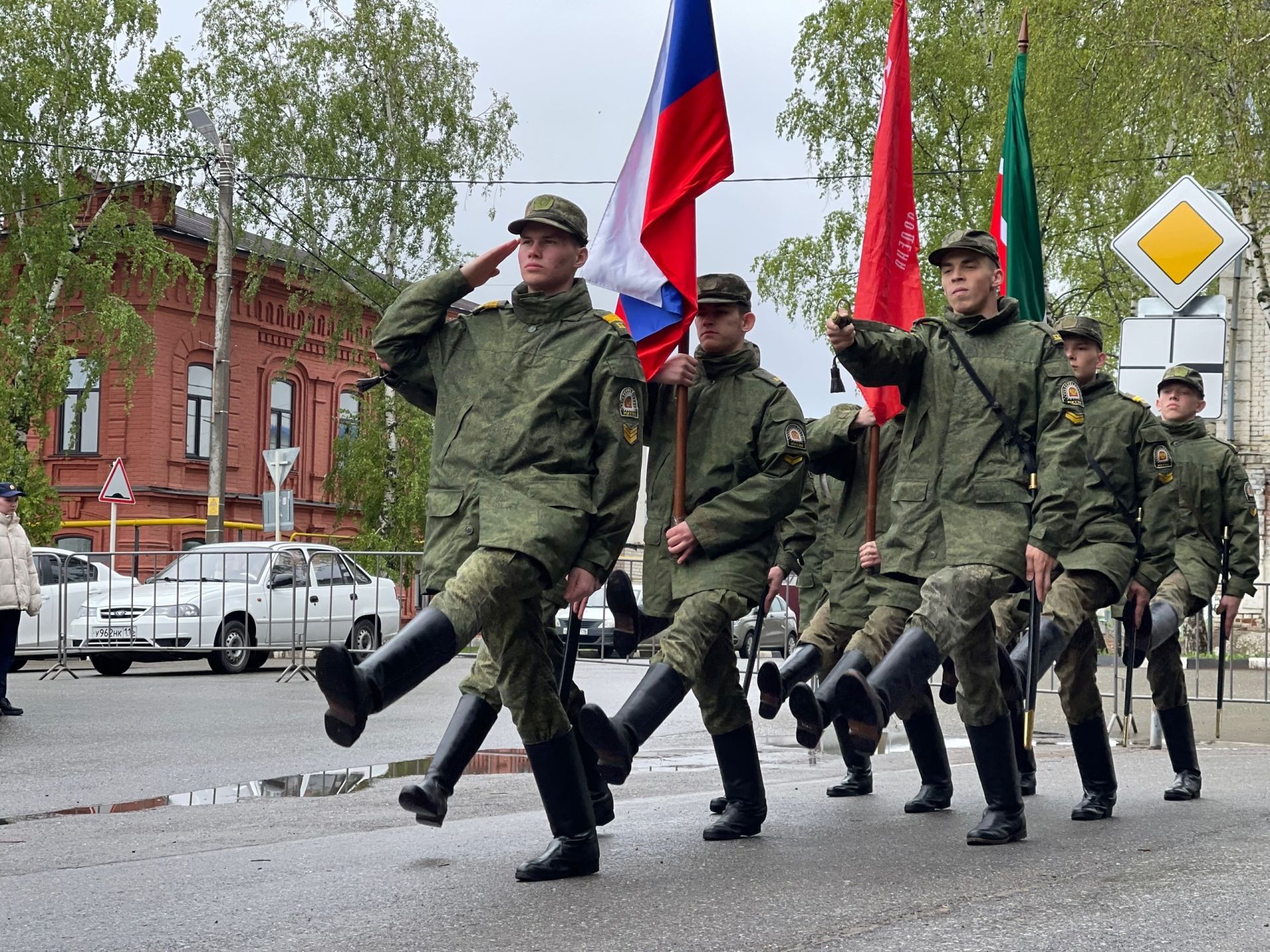 В Тетюшах проходит репетиция Парада Победы