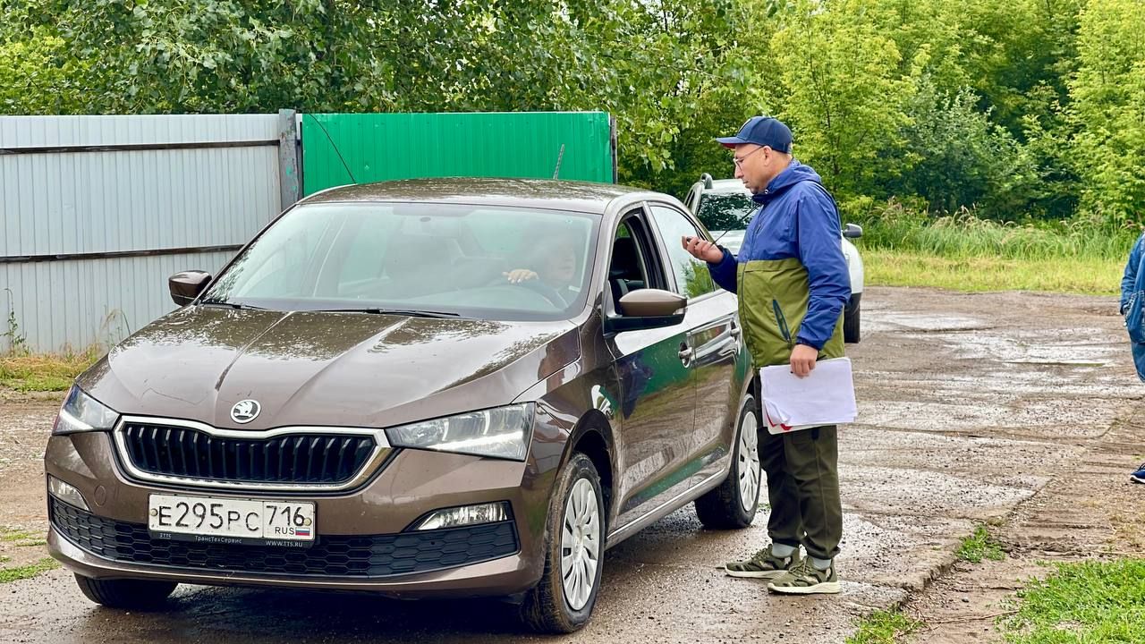 В Тетюшах состоялся районный конкурс водительского мастерства «АВТОЛЕДИ 2024»