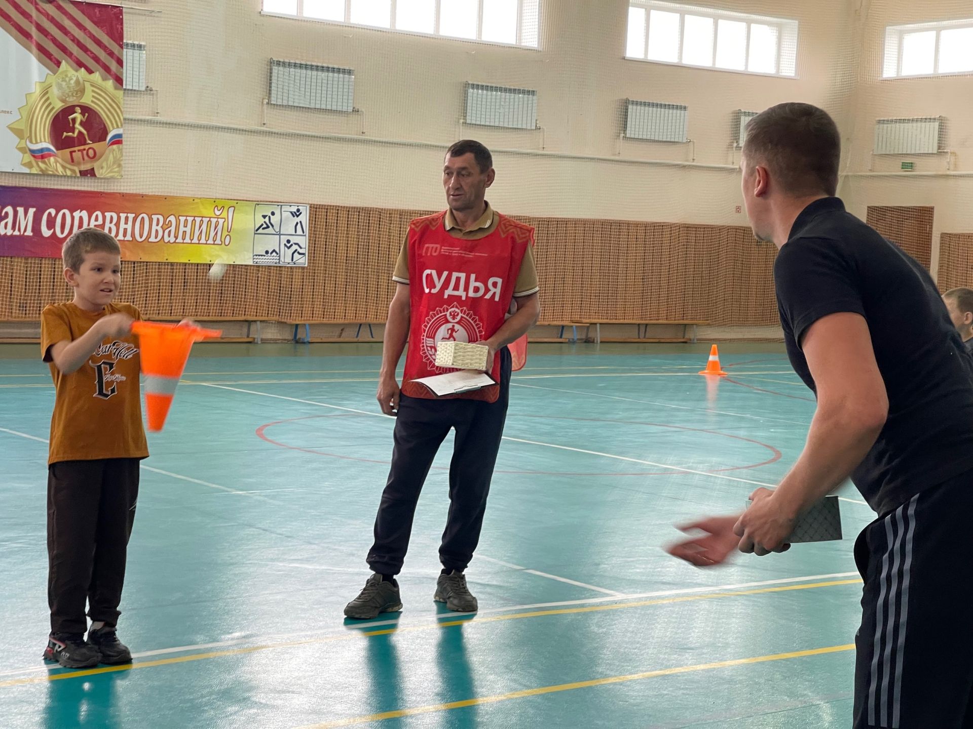 В Тетюшах прошел муниципальный этап республиканской Спартакиады ко Дню отца