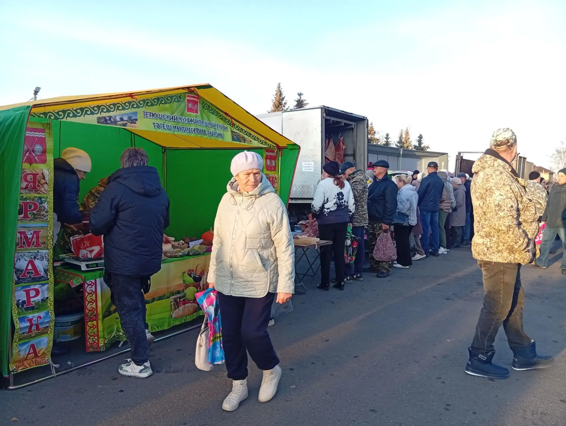 В Тетюшах прошла сельхозярмарка