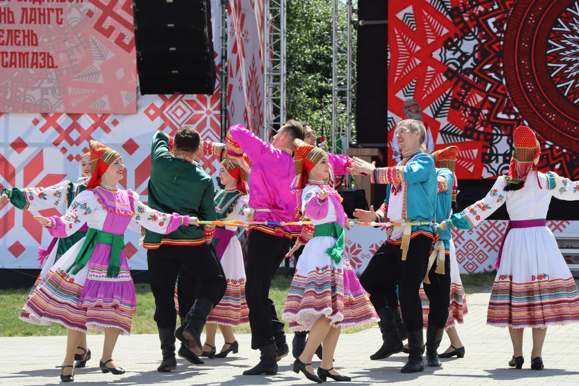Республиканский праздник мордовской культуры "Валда шинясь"