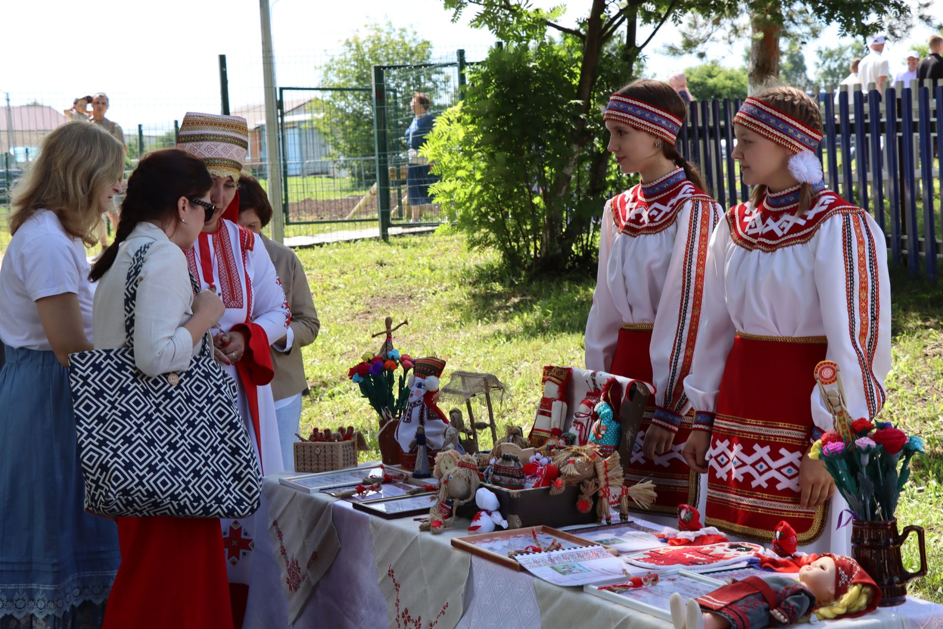 Республиканский праздник мордовской культуры "Валда шинясь"