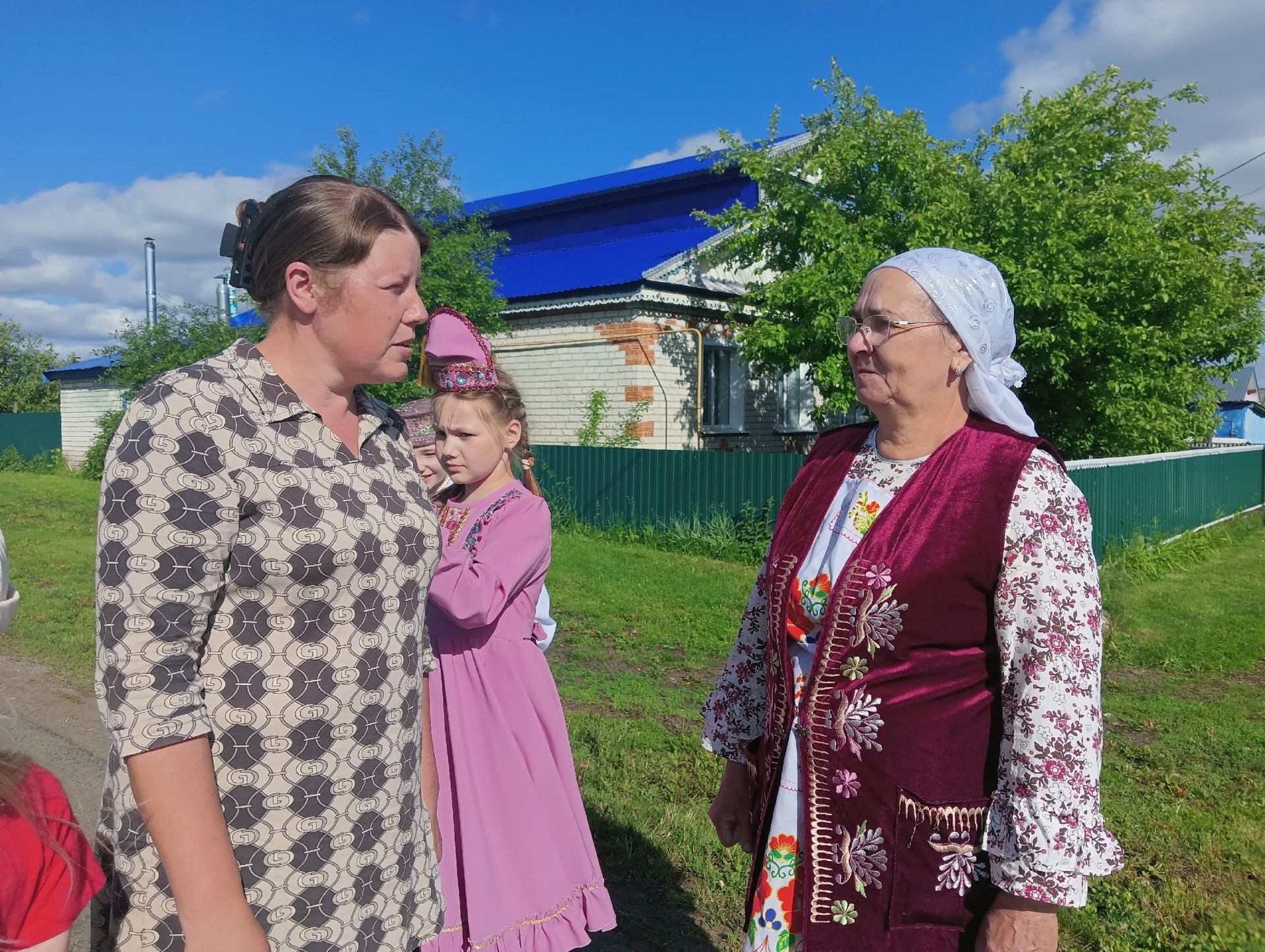 Бакырчы авылында район Сабан туена «Бүләк җыю» бәйрәме булды