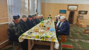 Олы Тархан авылы мәчетендә бик күркәм ифтар мәҗлесе үткәрелде