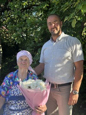 Нина Фёдоровна Емелюхина отметила свой юбилей