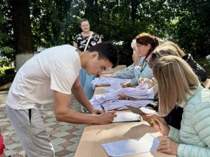 Абитуриенты Тетюшского колледжа проходят спортивные испытания на пути к профессии спасателя
