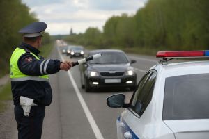 Сотрудники ГАИ пресекли свыше 12 тысяч выездов на встречную полосу: названы меры наказания